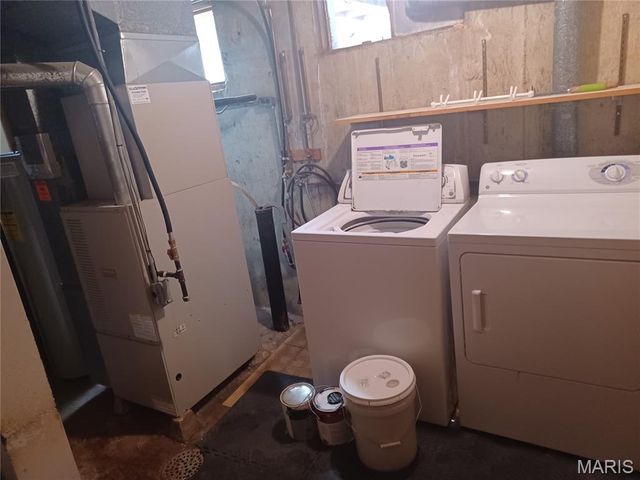 7910 S Rock Hill Road, St Louis, MO 63123