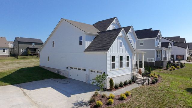 4633 Hessey Rd, Mount Juliet, TN 37122