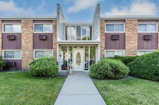120A Collen Drive 105, Lombard, IL 60148