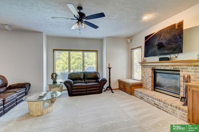 1760 N 174th Street, Omaha, NE 68118