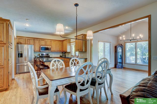 1760 N 174th Street, Omaha, NE 68118