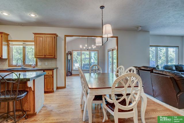 1760 N 174th Street, Omaha, NE 68118