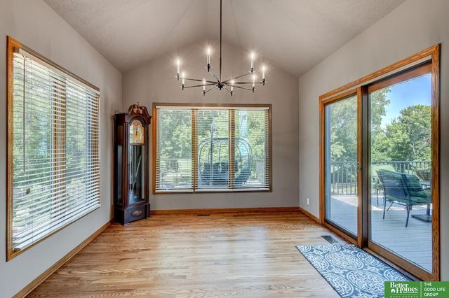 1760 N 174th Street, Omaha, NE 68118