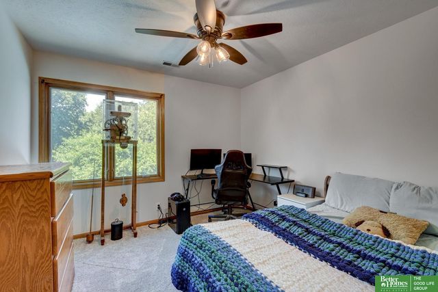 1760 N 174th Street, Omaha, NE 68118