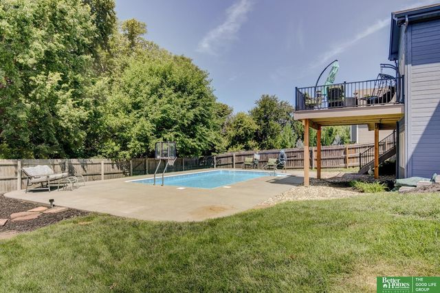 1760 N 174th Street, Omaha, NE 68118
