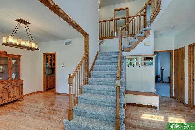 1760 N 174th Street, Omaha, NE 68118