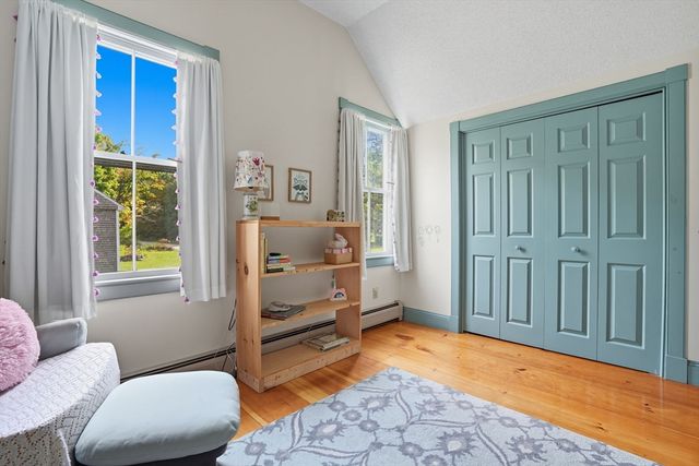342 Summer St, Norwell, MA 02061