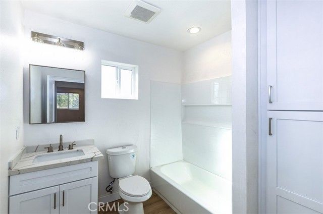 2013 Walnut, La Verne, CA 91750