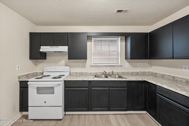 1351 S 20th St, Louisville, KY 40210