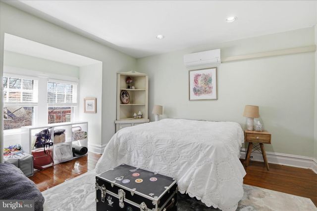 231 N MULBERRY ST, Lancaster, PA 17603