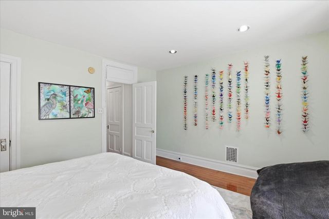 231 N MULBERRY ST, Lancaster, PA 17603