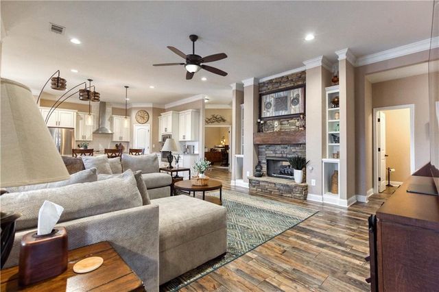 390 Herring, Grayson, GA 30017