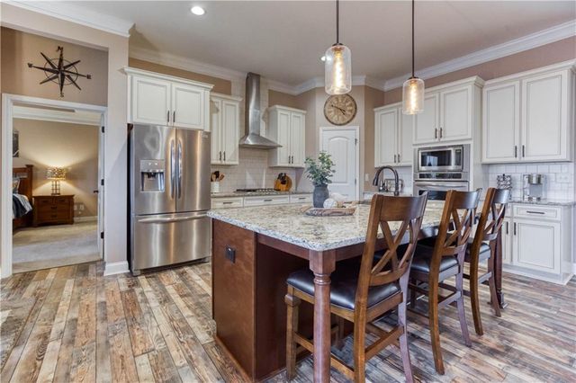 390 Herring, Grayson, GA 30017