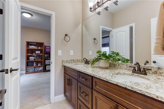 390 Herring, Grayson, GA 30017