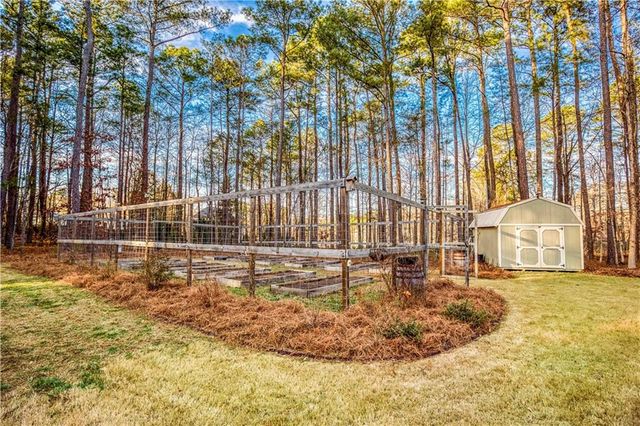 390 Herring, Grayson, GA 30017