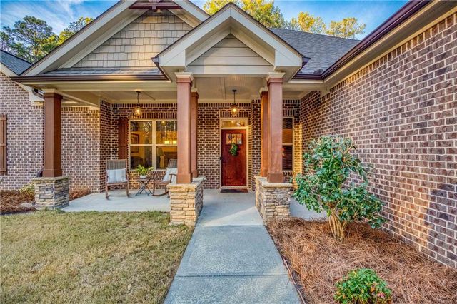 390 Herring, Grayson, GA 30017