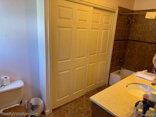 37 Maple Valley Street, Sandusky, MI 48471