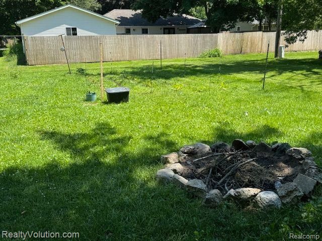 37 Maple Valley Street, Sandusky, MI 48471