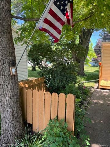 37 Maple Valley Street, Sandusky, MI 48471