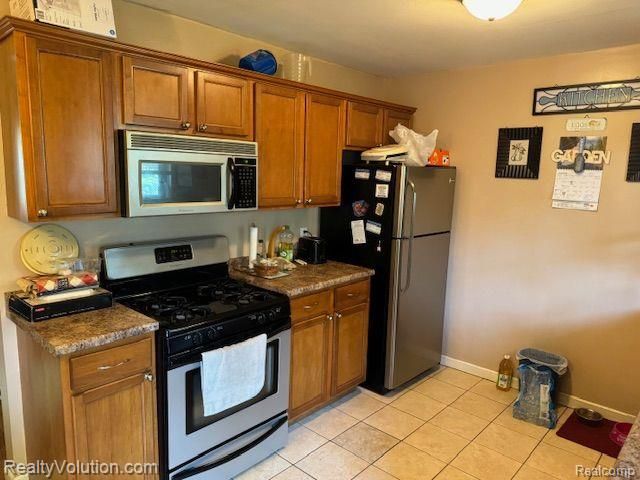 37 Maple Valley Street, Sandusky, MI 48471