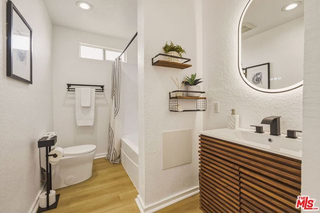 530 E 2nd Avenue, La Habra, CA 90631