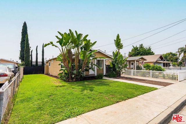 530 E 2nd Avenue, La Habra, CA 90631