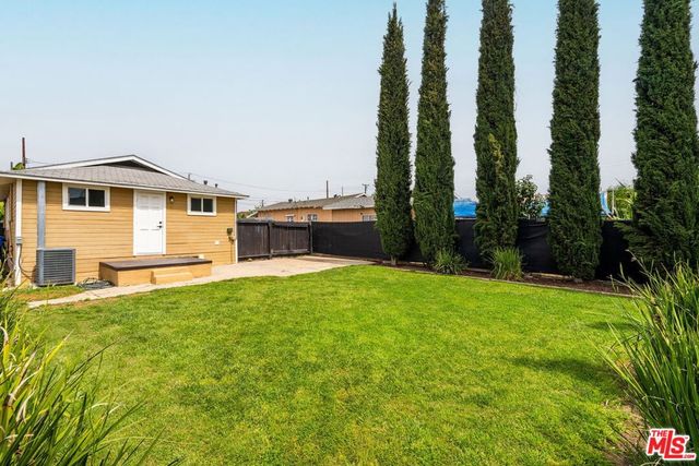 530 E 2nd Avenue, La Habra, CA 90631