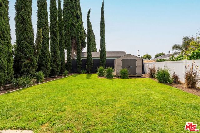 530 E 2nd Avenue, La Habra, CA 90631