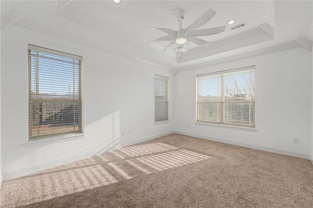 5701 S 66th Street, Cave Springs, AR 72718