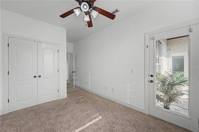 5701 S 66th Street, Cave Springs, AR 72718