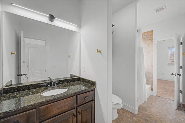 5701 S 66th Street, Cave Springs, AR 72718