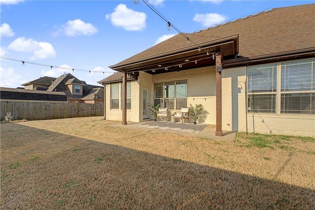 5701 S 66th Street, Cave Springs, AR 72718