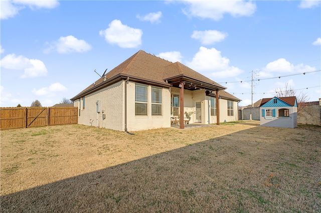 5701 S 66th Street, Cave Springs, AR 72718