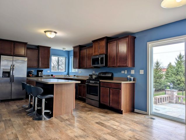 1085 Adagio Drive, Volo, IL 60073