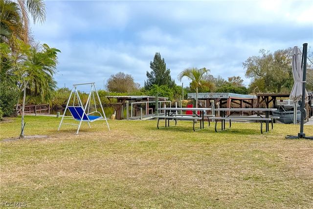 8320 Riverside DR 94, Punta Gorda, FL 33982