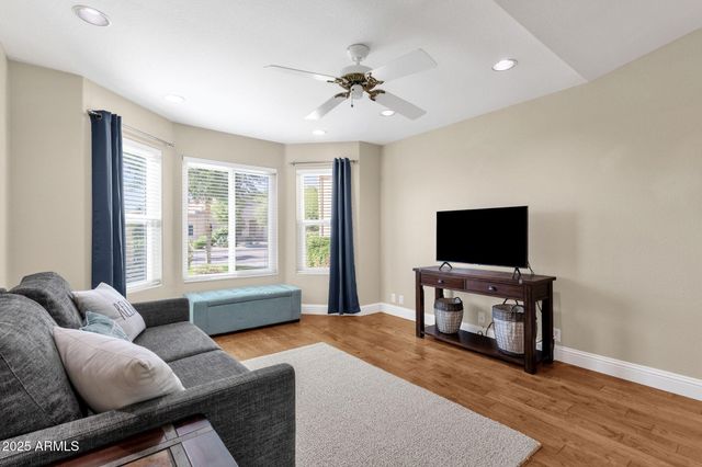 19491 N 88TH Avenue, Peoria, AZ 85382