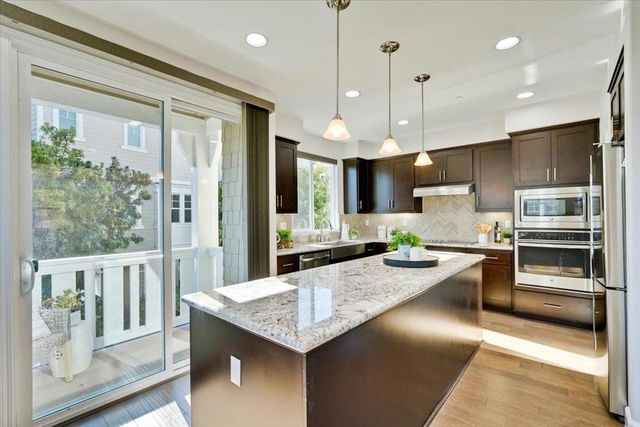 2061 Colony Street, Mountain View, CA 94043