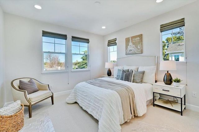 2061 Colony Street, Mountain View, CA 94043