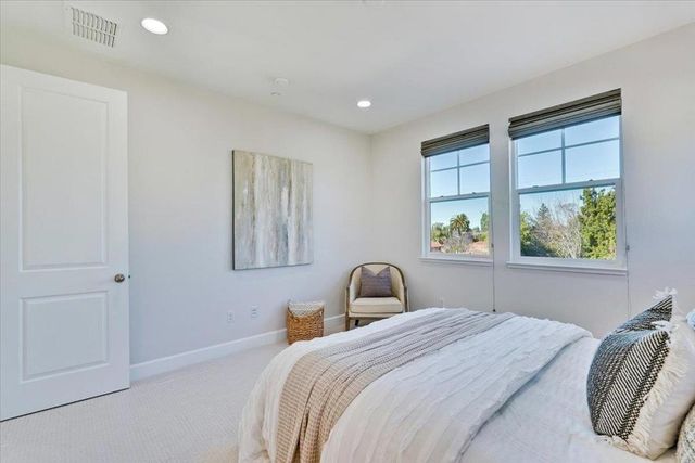 2061 Colony Street, Mountain View, CA 94043