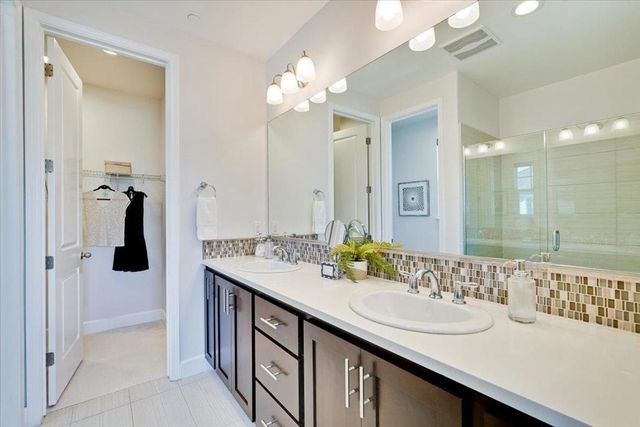 2061 Colony Street, Mountain View, CA 94043