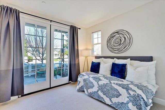 2061 Colony Street, Mountain View, CA 94043