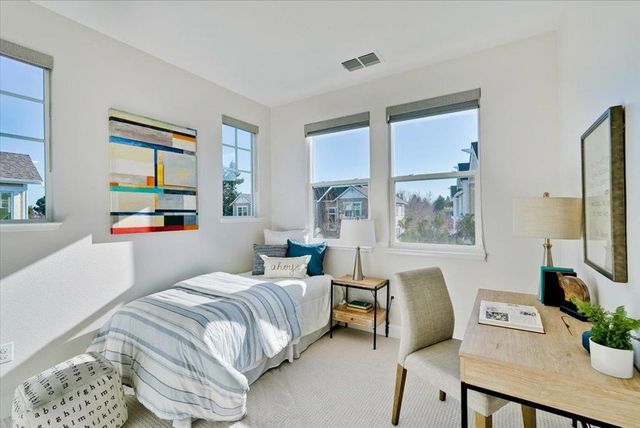 2061 Colony Street, Mountain View, CA 94043