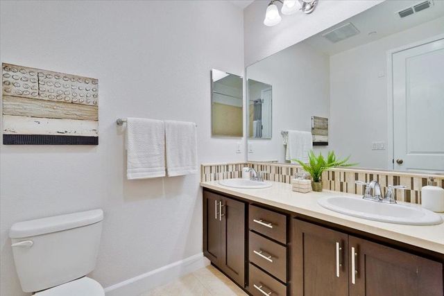 2061 Colony Street, Mountain View, CA 94043