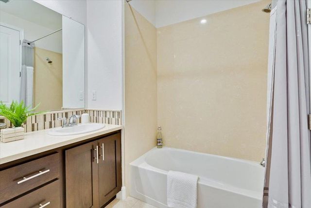 2061 Colony Street, Mountain View, CA 94043