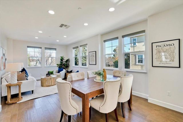 2061 Colony Street, Mountain View, CA 94043