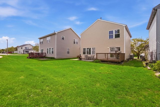 36 Bridgeview Drive, Oswego, IL 60543