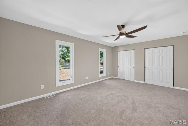 19 Greenview Drive, Defiance, MO 63341