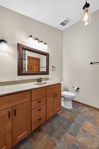 19 Greenview Drive, Defiance, MO 63341
