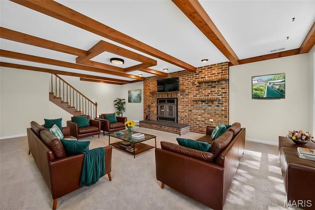 19 Greenview Drive, Defiance, MO 63341