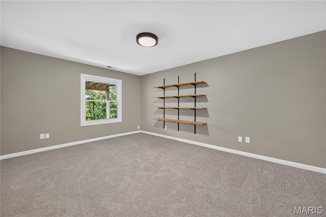 19 Greenview Drive, Defiance, MO 63341
